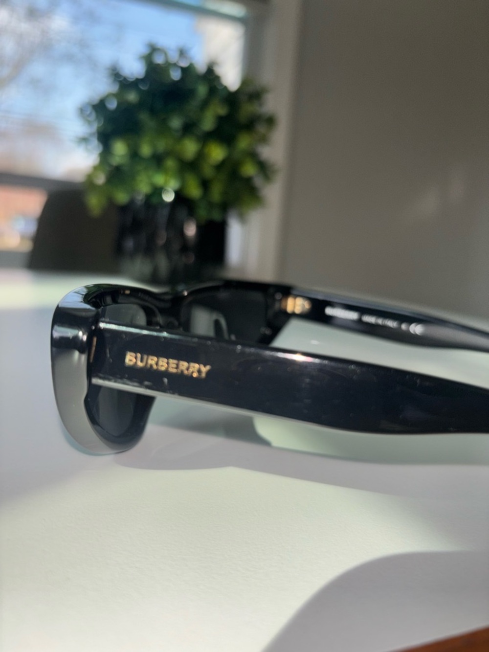 Burberry Black Cat-Eye Sunglasses with Dark Lenses - Picture 8 of 10